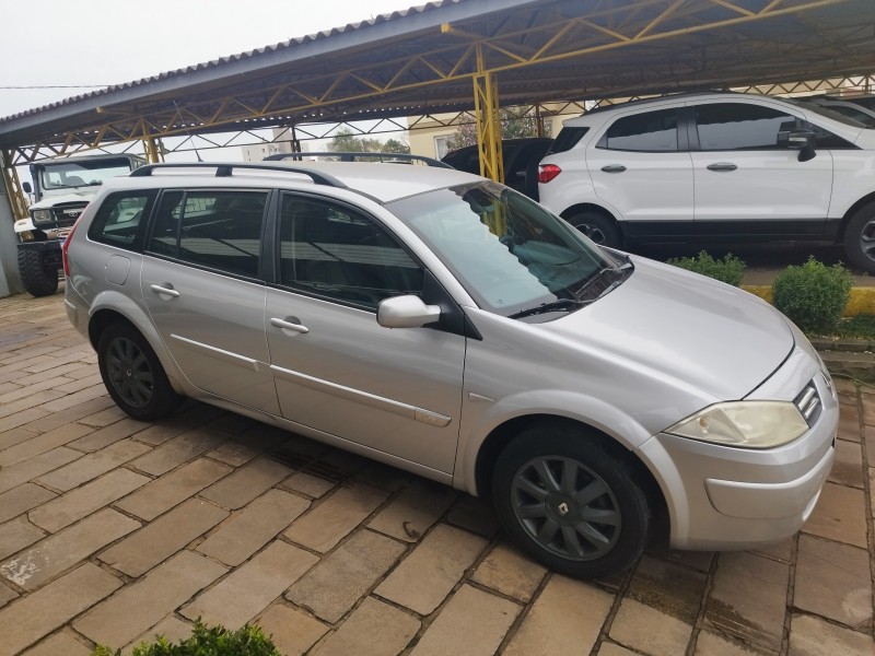 MÉGANE 1.6 DYNAMIQUE GRAND TOUR 16V FLEX 4P MANUAL - 2012 - VERANóPOLIS