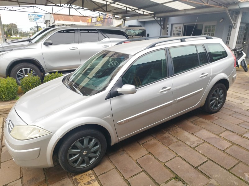 megane 1.6 dynamique grand tour 16v flex 4p manual 2012 veranopolis
