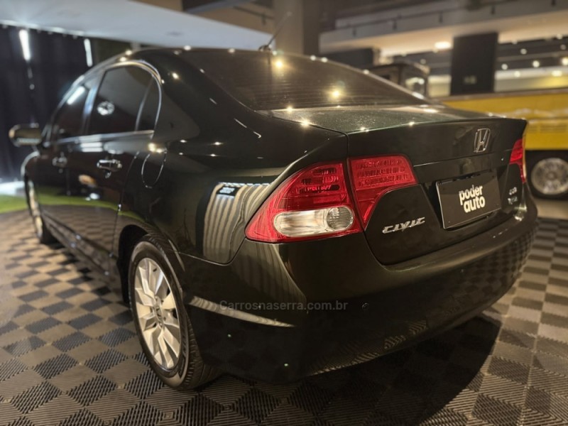 CIVIC 1.8 LXS 16V FLEX 4P AUTOMÁTICO - 2011 - FARROUPILHA