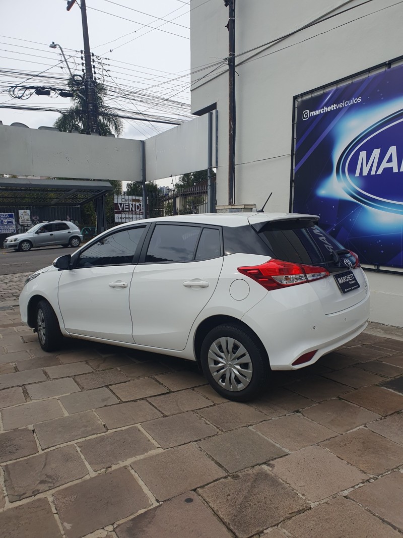 YARIS 1.5 XL 16V FLEX 4P AUTOMATÍCO - 2023 - CAXIAS DO SUL