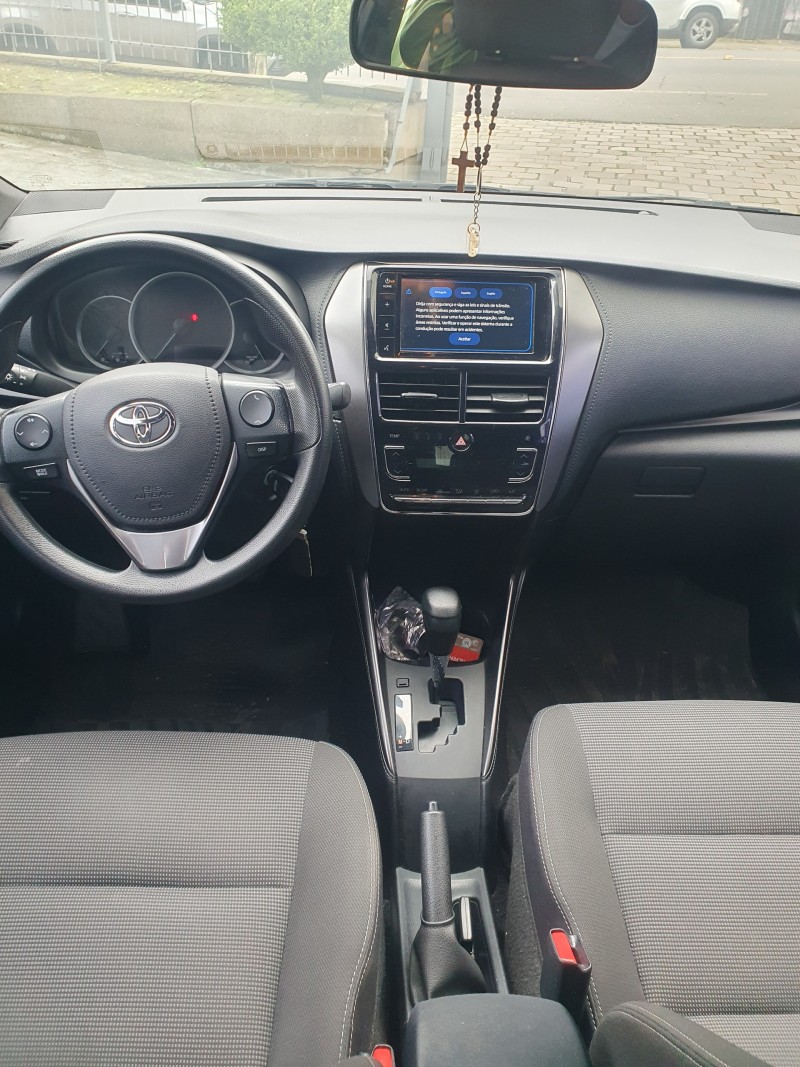 YARIS 1.5 XL 16V FLEX 4P AUTOMATÍCO - 2023 - CAXIAS DO SUL