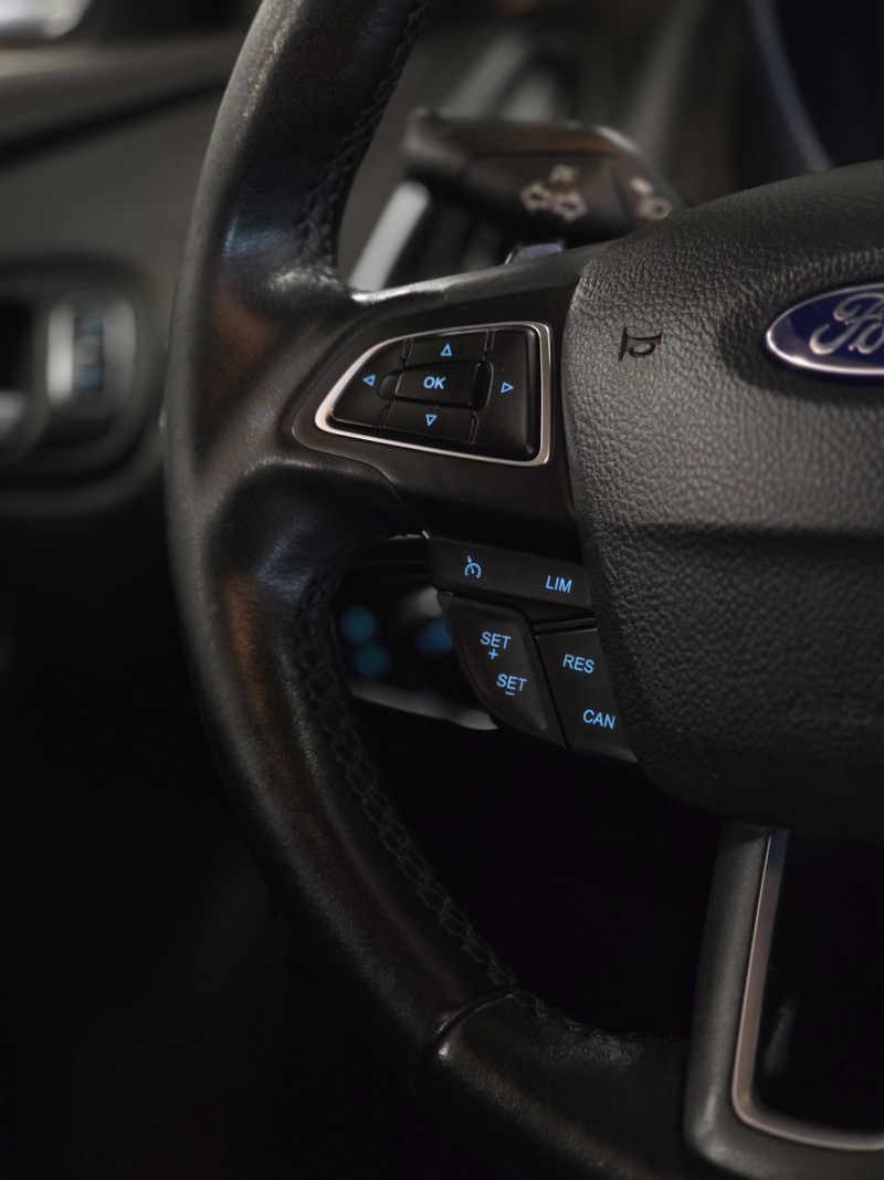 FOCUS 2.0 TITANIUM PLUS 16V FLEX 4P AUTOMÁTICO - 2016 - CAXIAS DO SUL