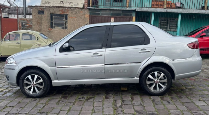 SIENA 1.4 MPI ELX ATTRACTIVE 8V FLEX 4P MANUAL - 2010 - CAXIAS DO SUL