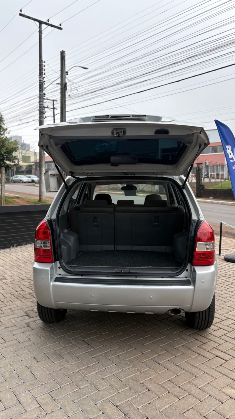 TUCSON 2.0 MPFI GLS 16V 143CV 2WD FLEX 4P AUTOMÁTICO - 2013 - LAJEADO