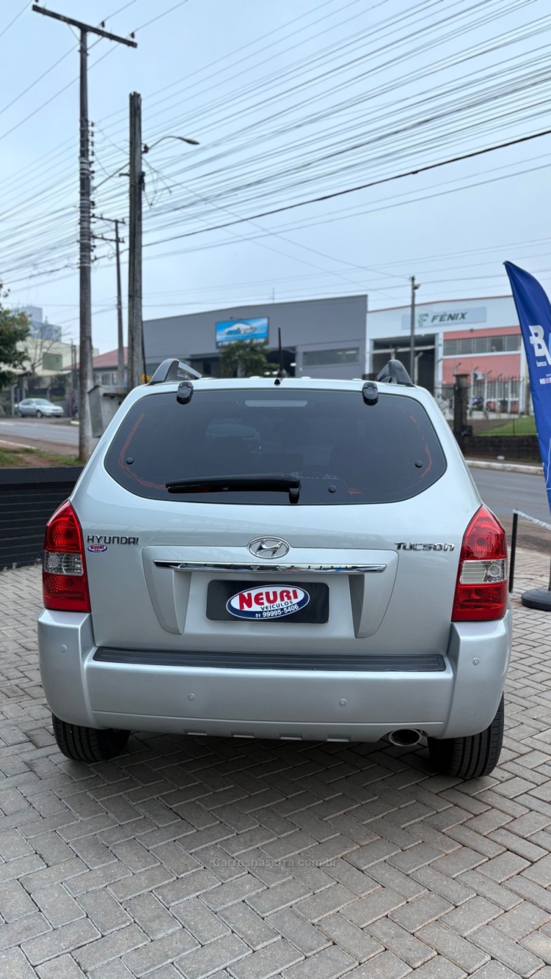 TUCSON 2.0 MPFI GLS 16V 143CV 2WD FLEX 4P AUTOMÁTICO - 2013 - LAJEADO