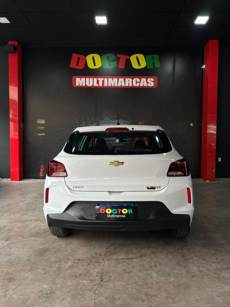 ONIX 1.0 LT 12V FLEX 4P MANUAL - 2023 - SãO LEOPOLDO
