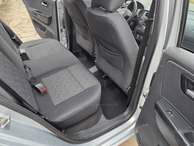 FOX 1.0 ITREND 8V FLEX 4P MANUAL - 2013 - PICADA CAFé