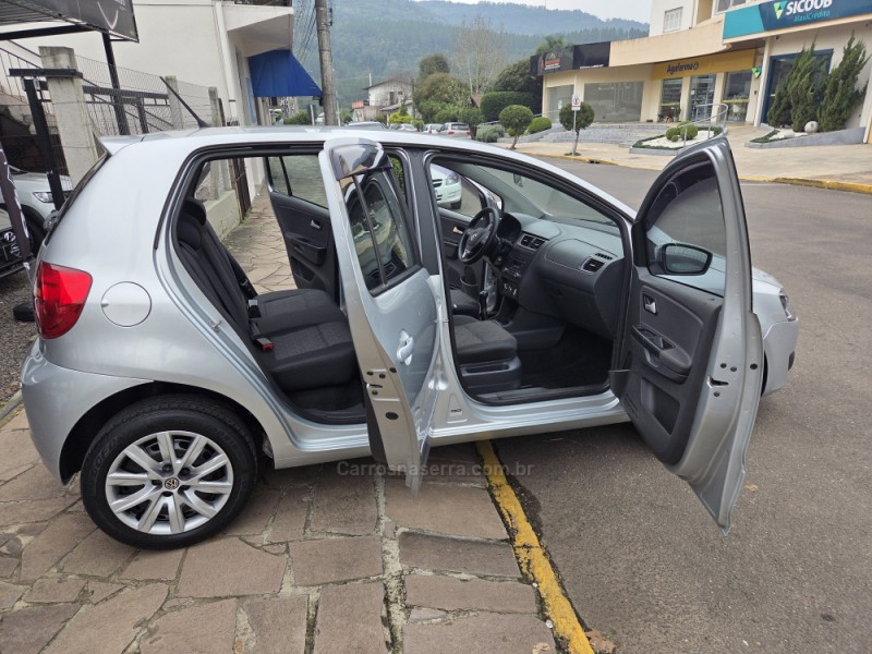 FOX 1.0 ITREND 8V FLEX 4P MANUAL - 2013 - PICADA CAFé