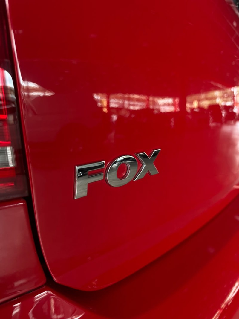 FOX 1.0 MI 8V FLEX 4P MANUAL - 2014 - SãO LEOPOLDO