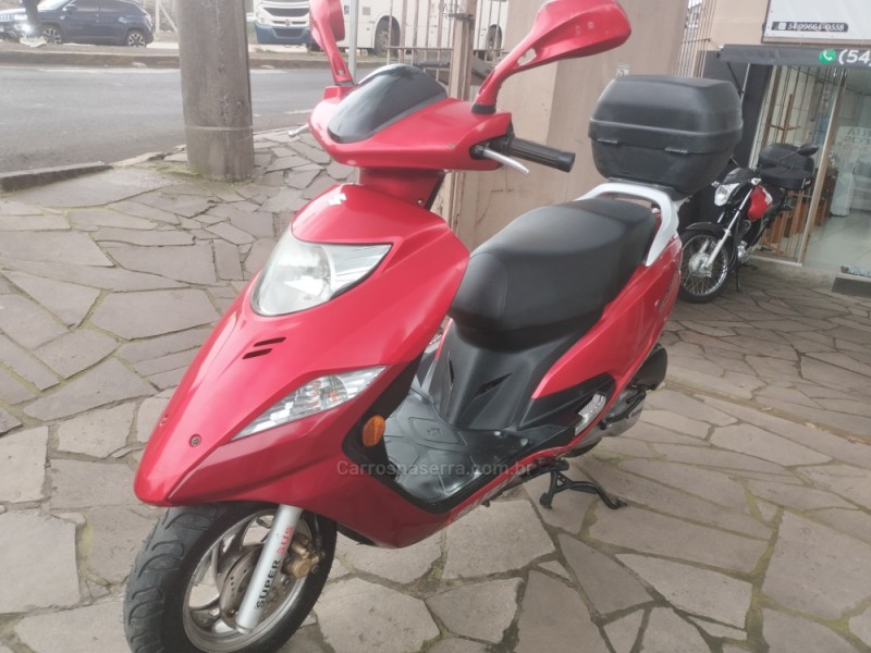 BURGMAN 125 AUTOMATIC - 2013 - CAXIAS DO SUL