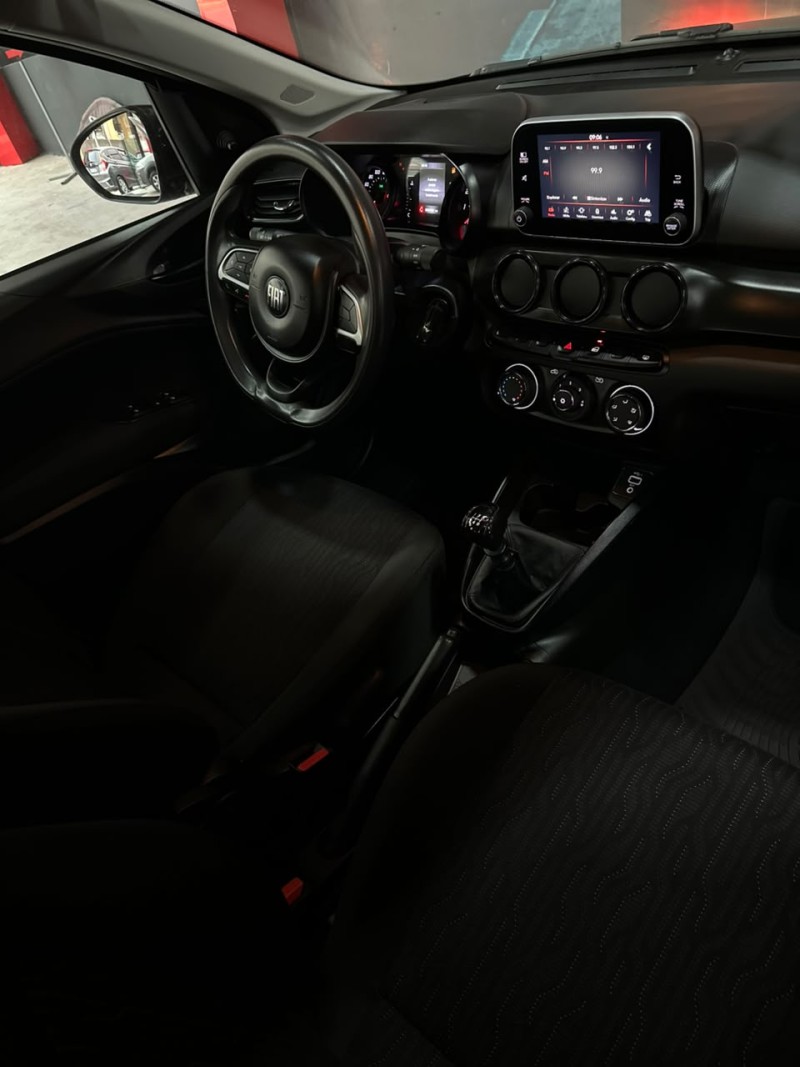 CRONOS 1.3 DRIVE 8V FLEX 4P MANUAL - 2021 - SãO LEOPOLDO