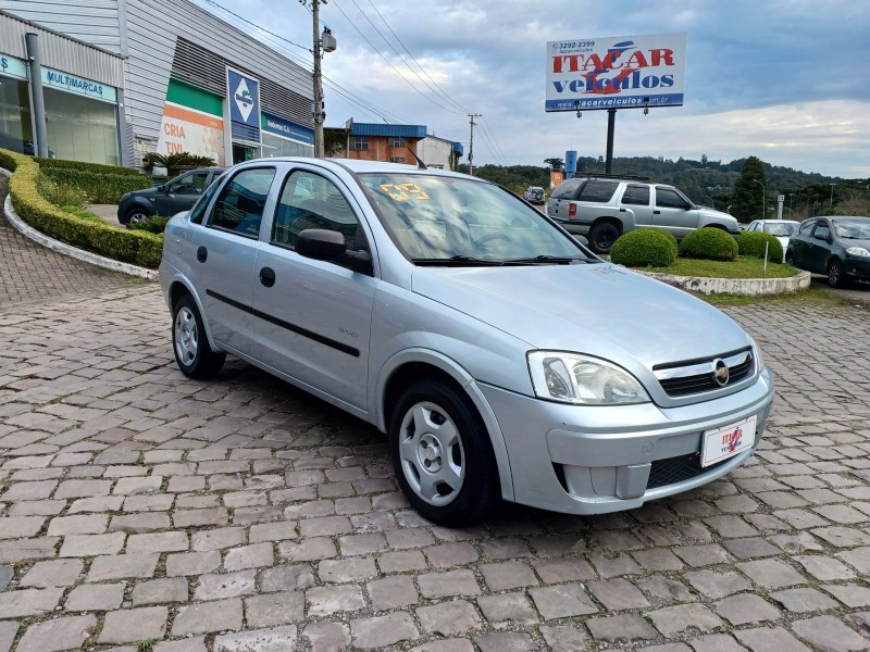 corsa 1.4 mpfi maxx sedan 8v flex 4p manual 2009 flores da cunha