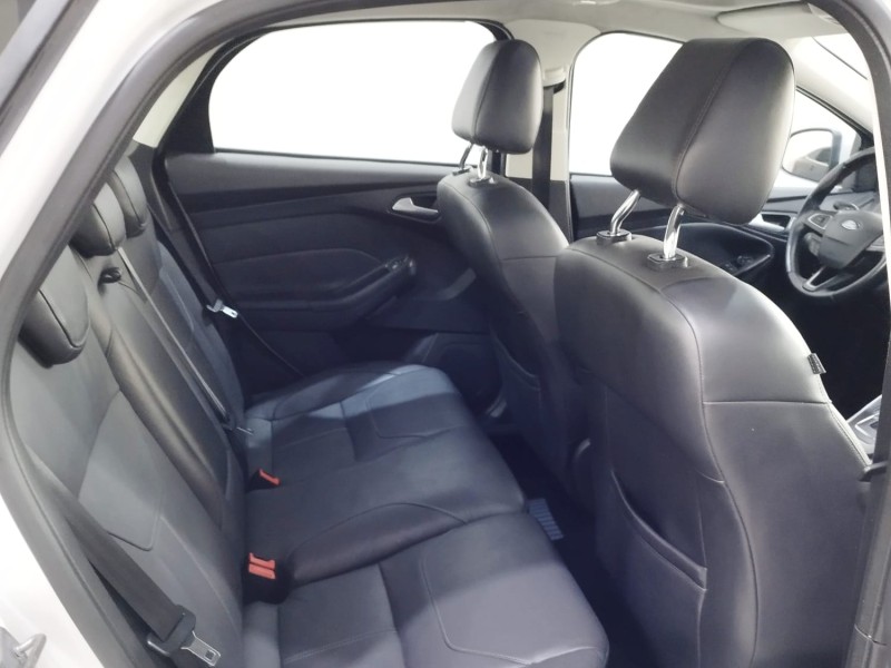 FOCUS 2.0 TITANIUM FASTBACK 16V FLEX 4P AUTOMÁTICO - 2018 - CAXIAS DO SUL