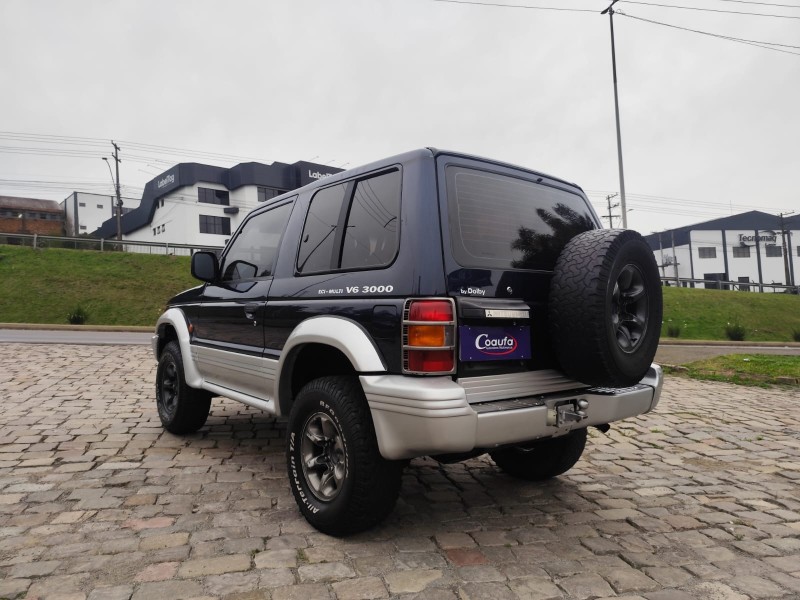 PAJERO 3.0 GLS 4X4 V6 24V GASOLINA 2P AUTOMÁTICO - 1997 - FARROUPILHA