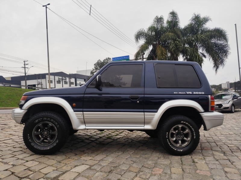 PAJERO 3.0 GLS 4X4 V6 24V GASOLINA 2P AUTOMÁTICO - 1997 - FARROUPILHA