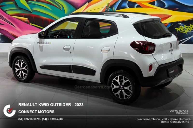 KWID 1.0 12V OUTSIDER FLEX 4P MANUAL - 2023 - BENTO GONçALVES