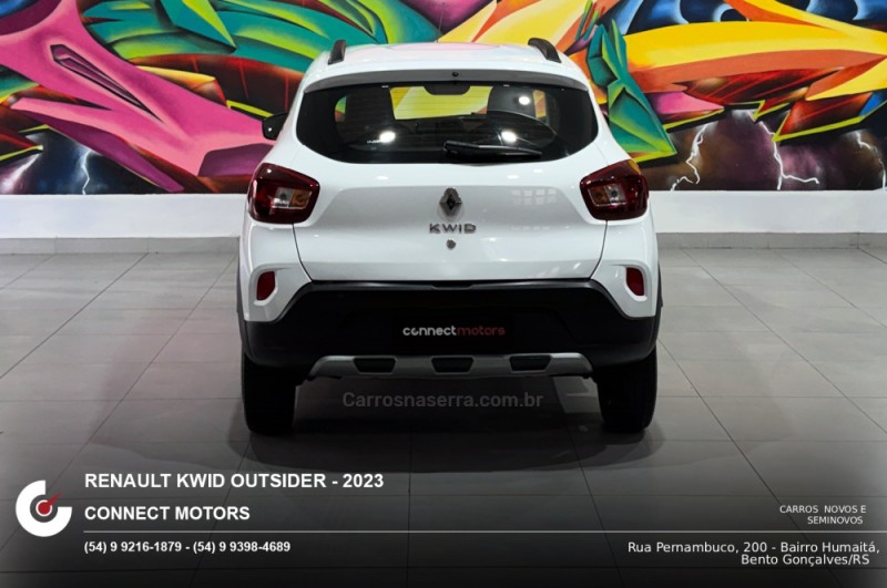 KWID 1.0 12V OUTSIDER FLEX 4P MANUAL - 2023 - BENTO GONçALVES