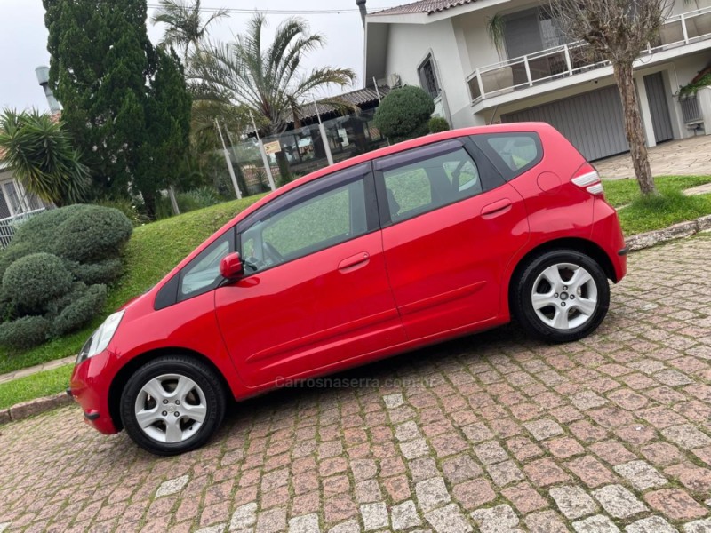 FIT 1.4 LX 8V GASOLINA 4P MANUAL - 2009 - PORTO ALEGRE