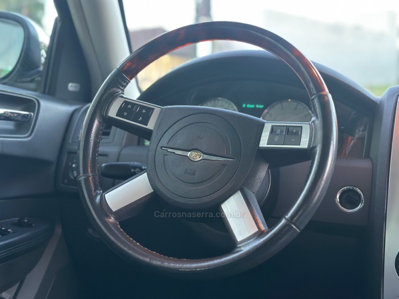 300 C 3.5 SEDAN V6 24V GASOLINA 4P AUTOMÁTICO - 2009 - TUPANDI