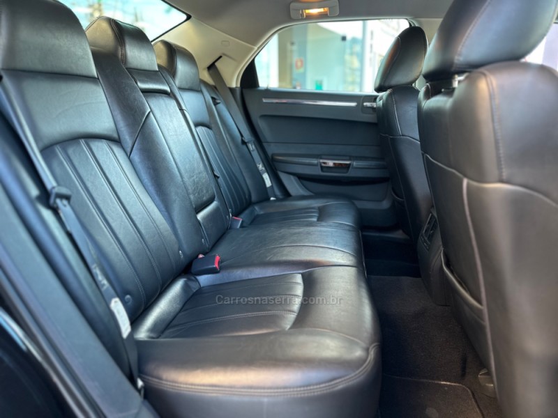 300 C 3.5 SEDAN V6 24V GASOLINA 4P AUTOMÁTICO - 2009 - TUPANDI
