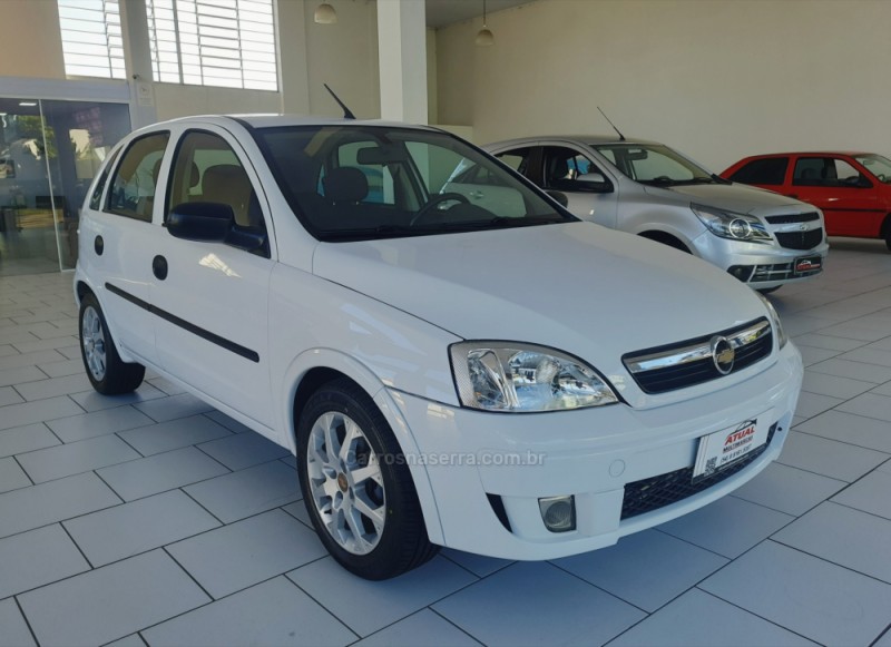 CORSA 1.0 MPFI MAXX 8V FLEX 4P MANUAL