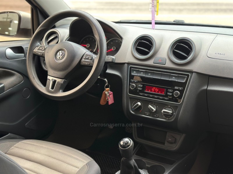 VOYAGE 1.6 MI HIGHLINE 8V FLEX 4P MANUAL - 2014 - TUPANDI