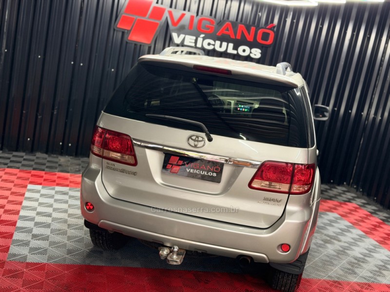 HILUX SW4 3.0 SRV 4X4 16V TURBO INTERCOOLER DIESEL 4P AUTOMÁTICO - 2007 - CAXIAS DO SUL