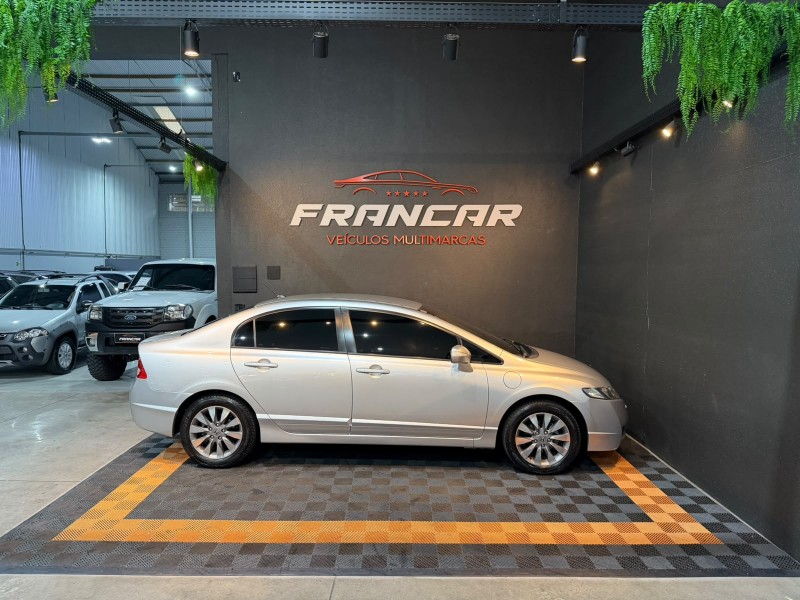 CIVIC 1.8 LXL 16V FLEX 4P AUTOMÁTICO - 2011 - ANTôNIO PRADO