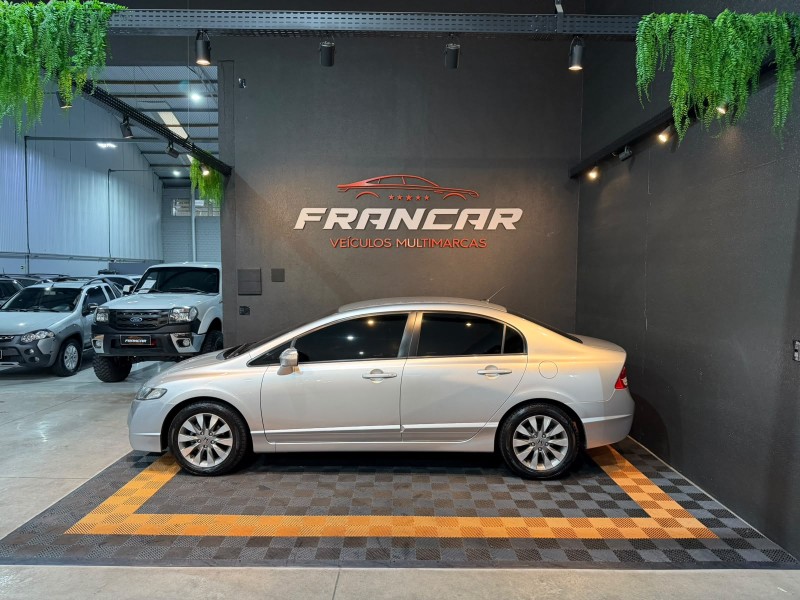 CIVIC 1.8 LXL 16V FLEX 4P AUTOMÁTICO - 2011 - ANTôNIO PRADO