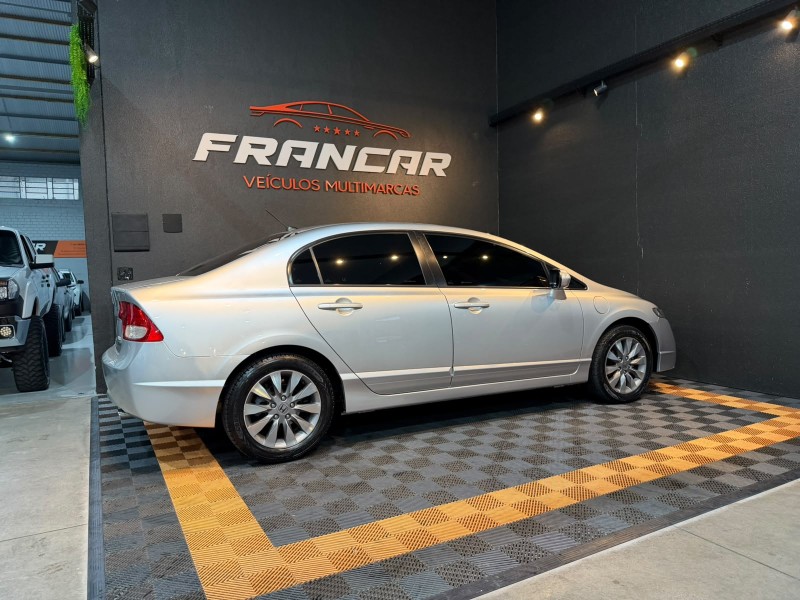 CIVIC 1.8 LXL 16V FLEX 4P AUTOMÁTICO - 2011 - ANTôNIO PRADO