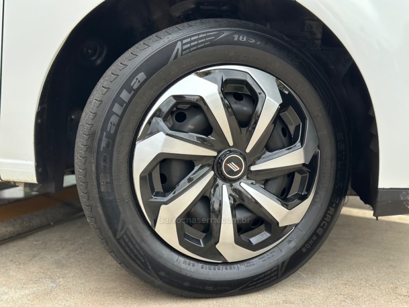 ONIX 1.4 MPFI LT 8V FLEX 4P MANUAL - 2016 - TUPANDI