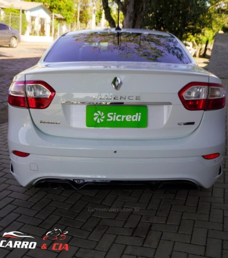 FLUENCE 2.0 GT 16V TURBO GASOLINA 4P MANUAL - 2014 - SANTA CRUZ DO SUL