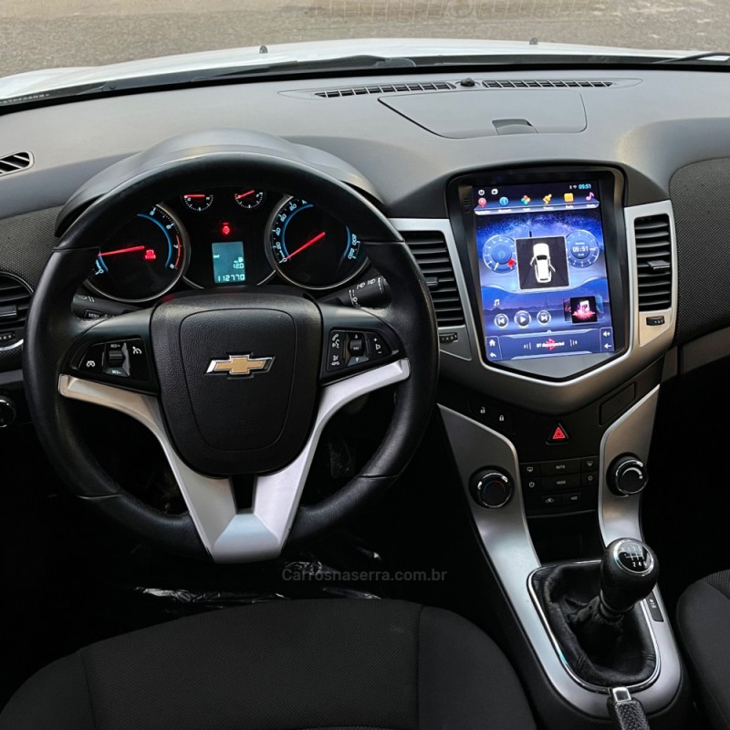 CRUZE 1.8 LT SPORT6 16V FLEX 4P MANUAL - 2014 - VACARIA