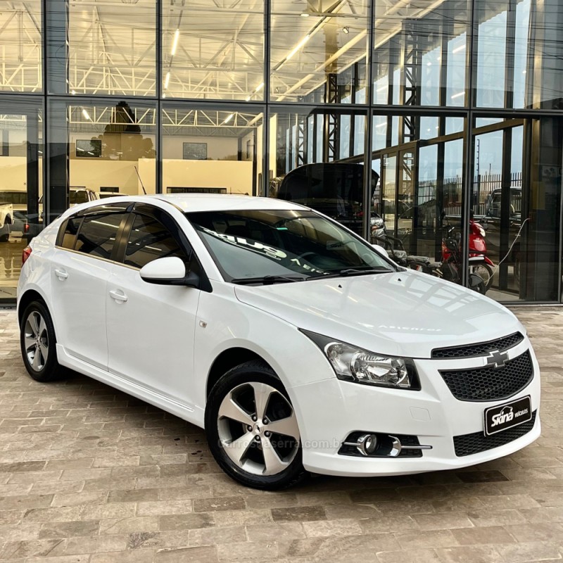CRUZE 1.8 LT SPORT6 16V FLEX 4P MANUAL - 2014 - VACARIA