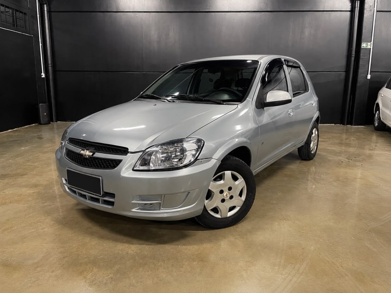 CELTA 1.0 VHCE LT 8V FLEX 4P MANUAL