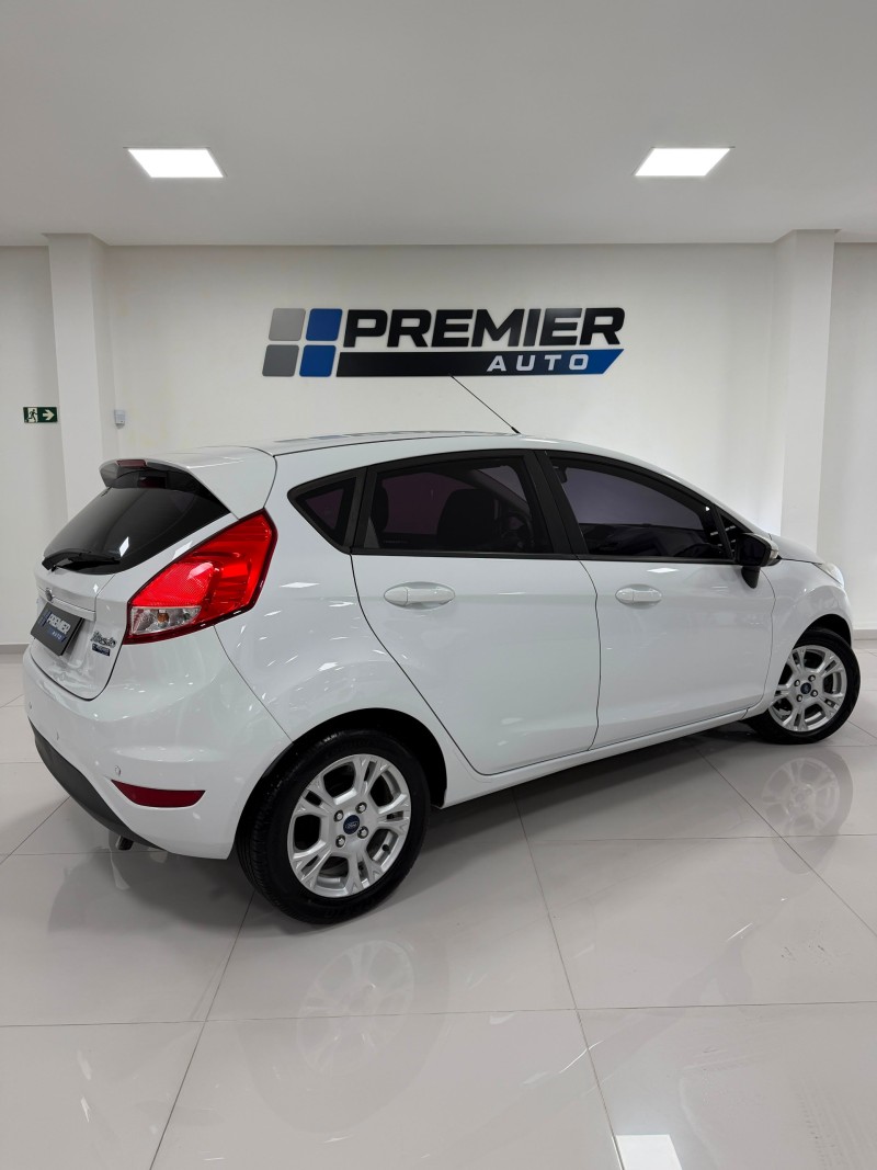 FIESTA 1.6 SE HATCH 16V FLEX 4P AUTOMÁTICO - 2014 - CAXIAS DO SUL