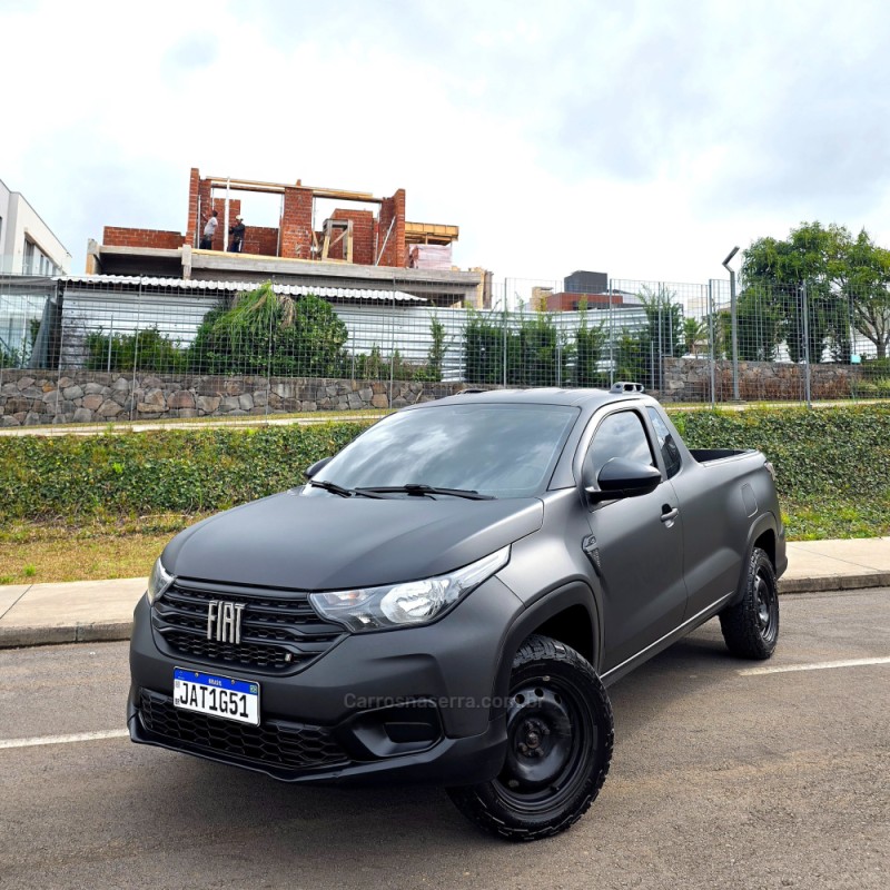strada 1.4 endurance cd 8v flex 4p manual 2022 caxias do sul