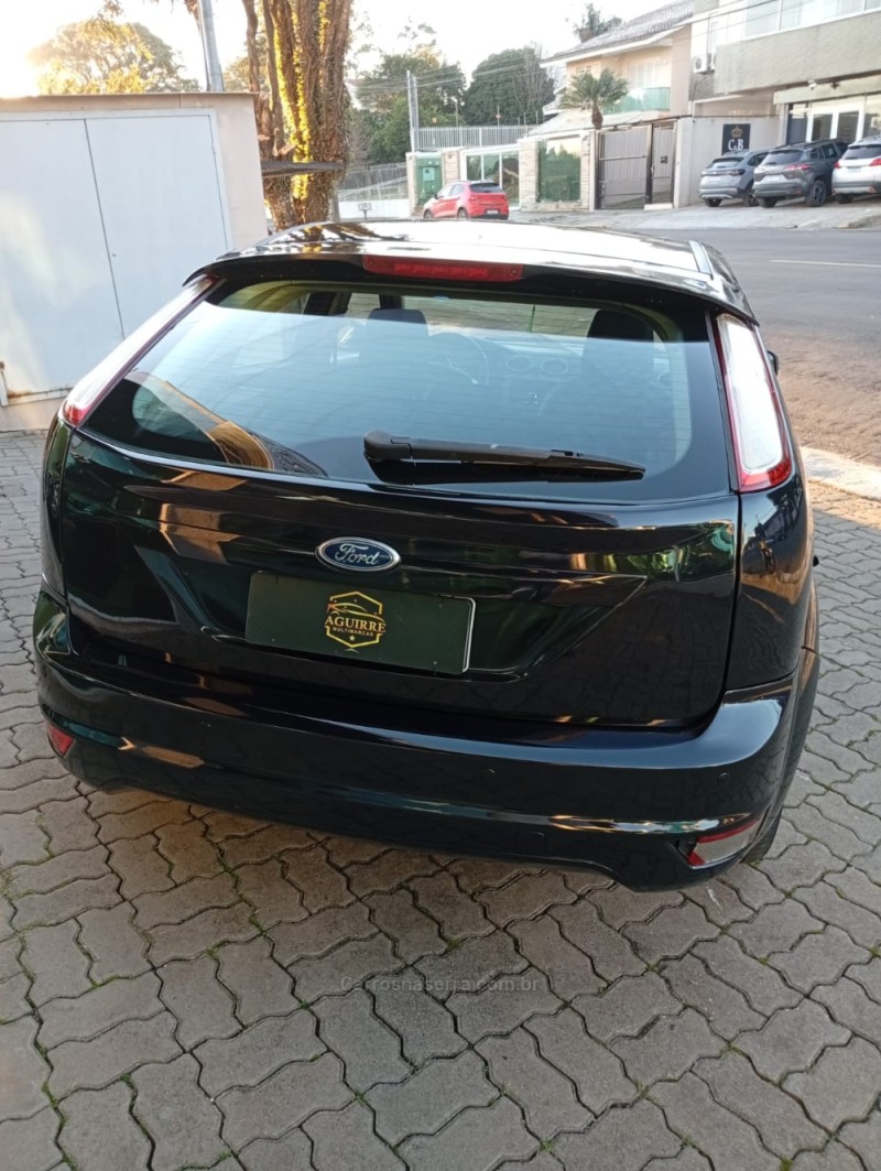 FOCUS 1.6 GLX SIGMA 16V FLEX 4P MANUAL - 2013 - PASSO FUNDO