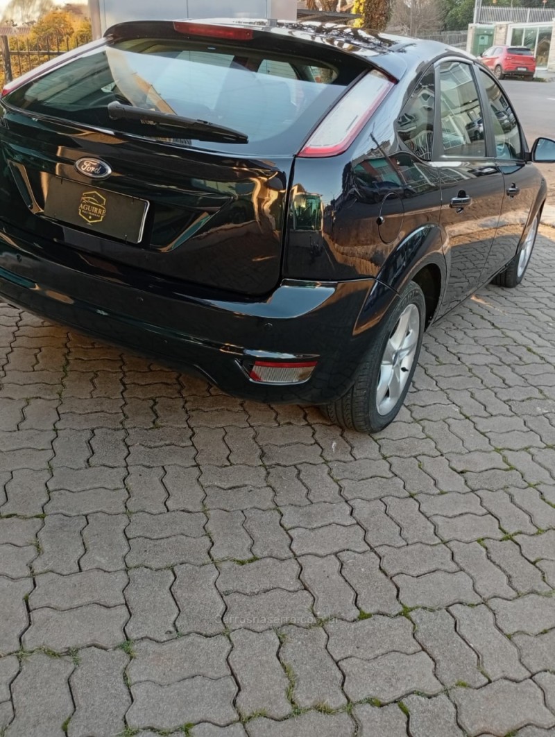 FOCUS 1.6 GLX SIGMA 16V FLEX 4P MANUAL - 2013 - PASSO FUNDO