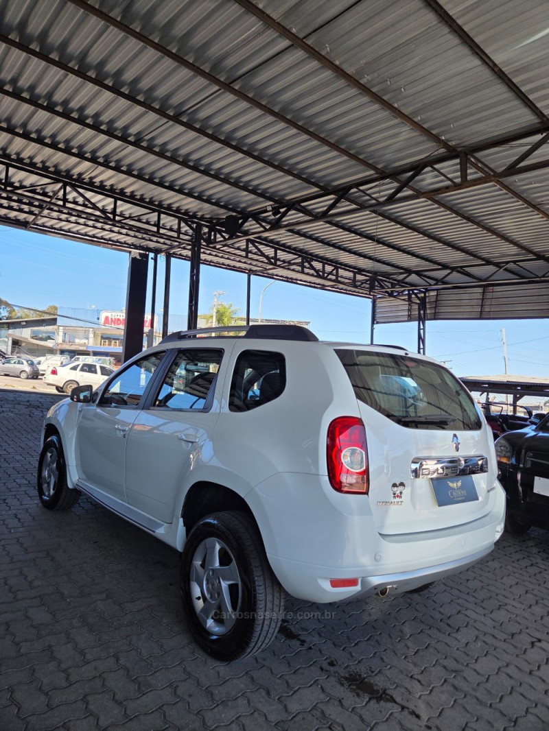 DUSTER 2.0 DYNAMIQUE 4X2 16V FLEX 4P AUTOMÁTICO - 2014 - CAXIAS DO SUL