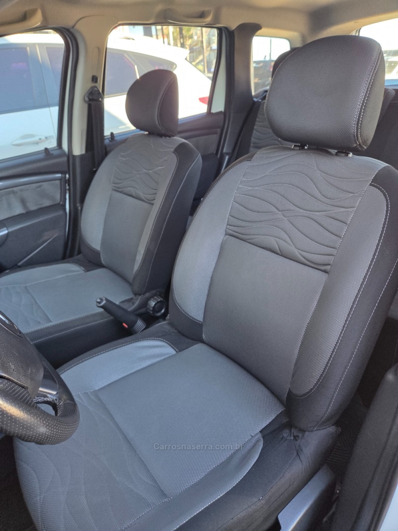 DUSTER 2.0 DYNAMIQUE 4X2 16V FLEX 4P AUTOMÁTICO - 2014 - CAXIAS DO SUL