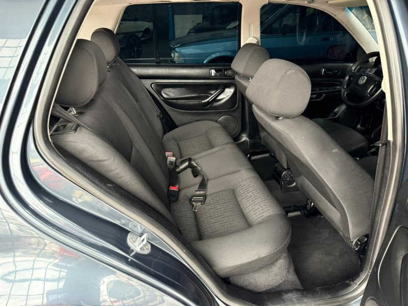 GOLF 1.6 MI 8V GASOLINA 4P MANUAL - 2001 - CAXIAS DO SUL