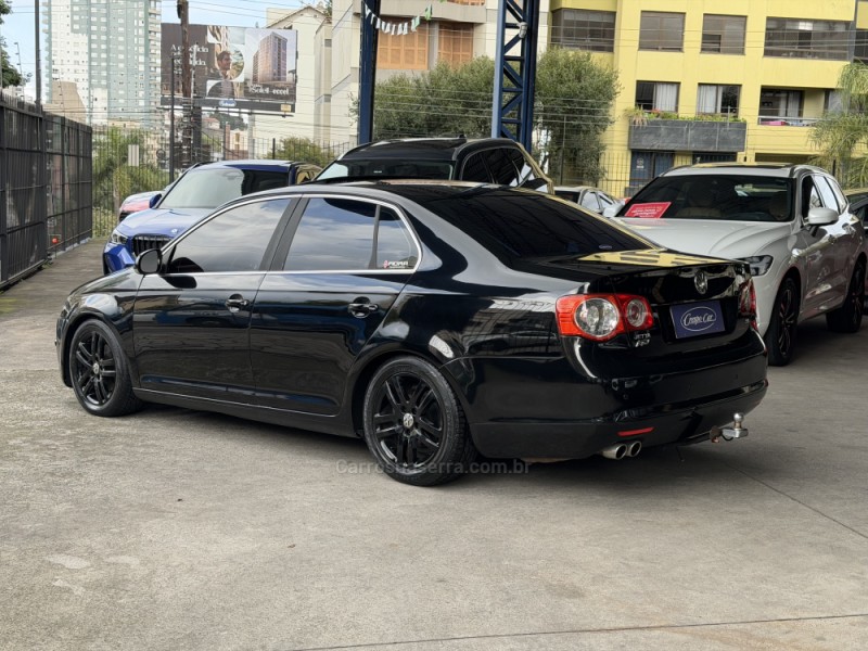 JETTA 2.5 I 20V 150CV GASOLINA 4P TIPTRONIC - 2007 - CAXIAS DO SUL