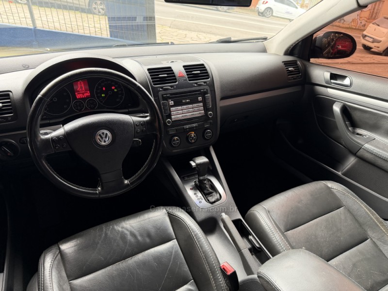 JETTA 2.5 I 20V 150CV GASOLINA 4P TIPTRONIC - 2007 - CAXIAS DO SUL