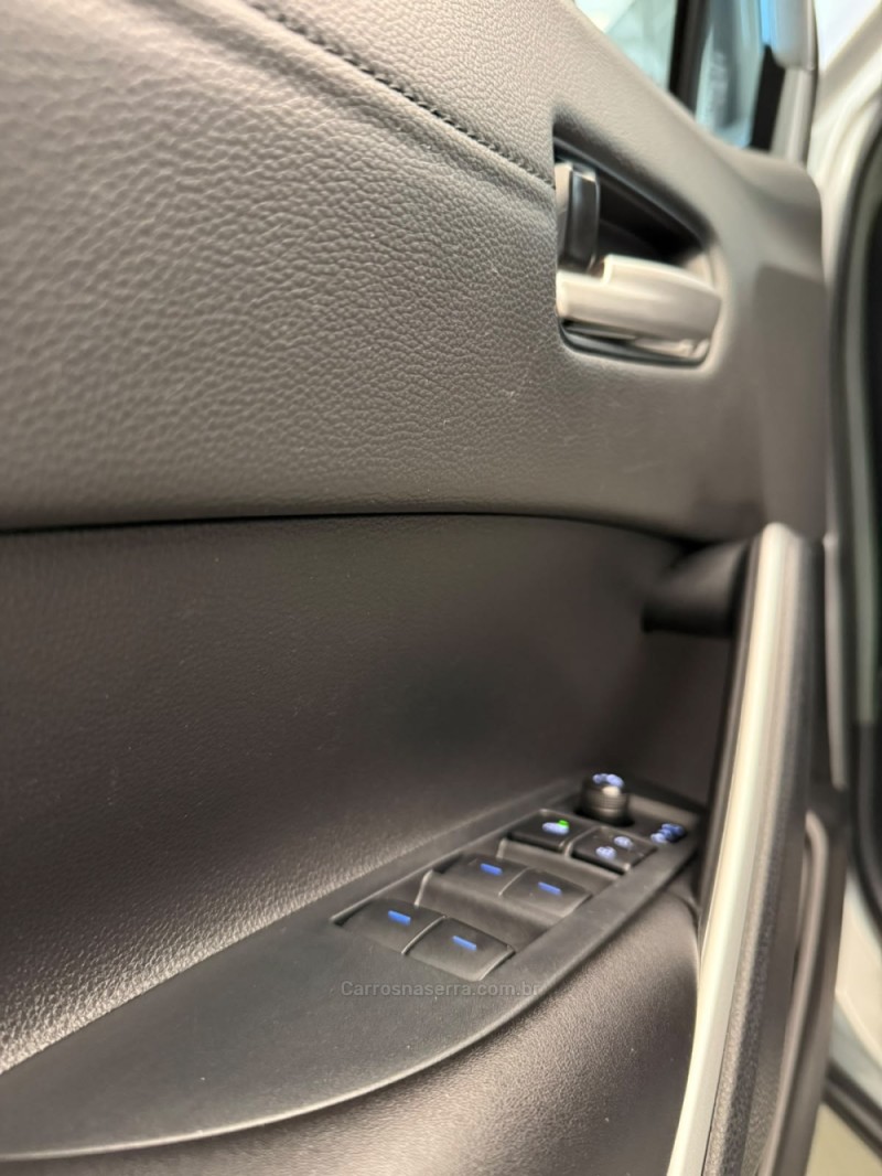 COROLLA 2.0 CROSS XRE 16V FLEX 4P AUTOMÁTICO - 2023 - LAJEADO