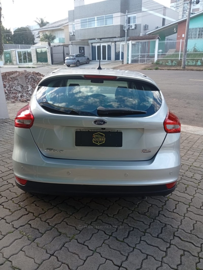 FOCUS 1.6 SE PLUS 16V FLEX 4P MANUAL - 2018 - PASSO FUNDO