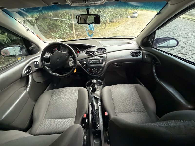 FOCUS 1.6 GL 8V GASOLINA 4P MANUAL - 2004 - CAXIAS DO SUL
