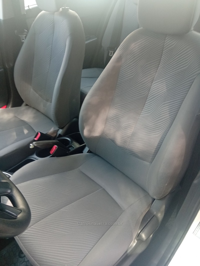 HB20S 1.6 COMFORT PLUS 16V FLEX 4P MANUAL - 2015 - PASSO FUNDO
