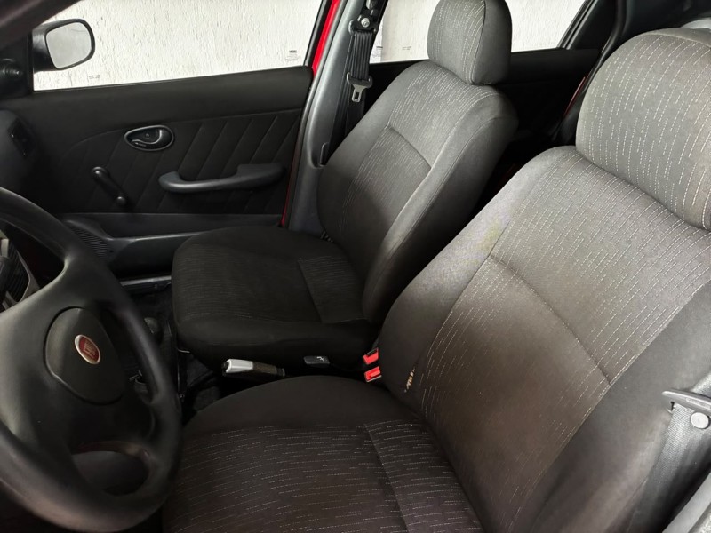 SIENA 1.0 MPI FIRE 8V FLEX 4P MANUAL - 2011 - BOM PRINCíPIO