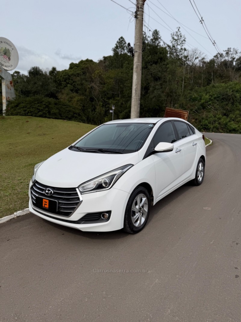 HB20S 1.6 PREMIUM 16V FLEX 4P AUTOMÁTICO - 2017 - NOVA ARAçá
